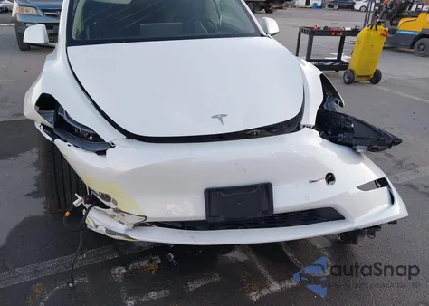 2022 Tesla Model Y Performance Dual Motor All-Wheel Drive from USA, damaged, VIN 7SAYGDEF0NF522223